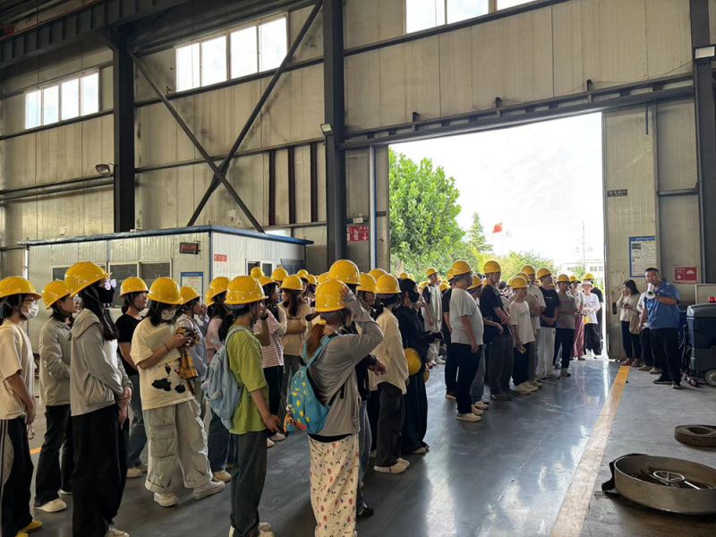 藍(lán)海環(huán)境科技積極承接高校實(shí)習(xí)，踐行綠企責(zé)任