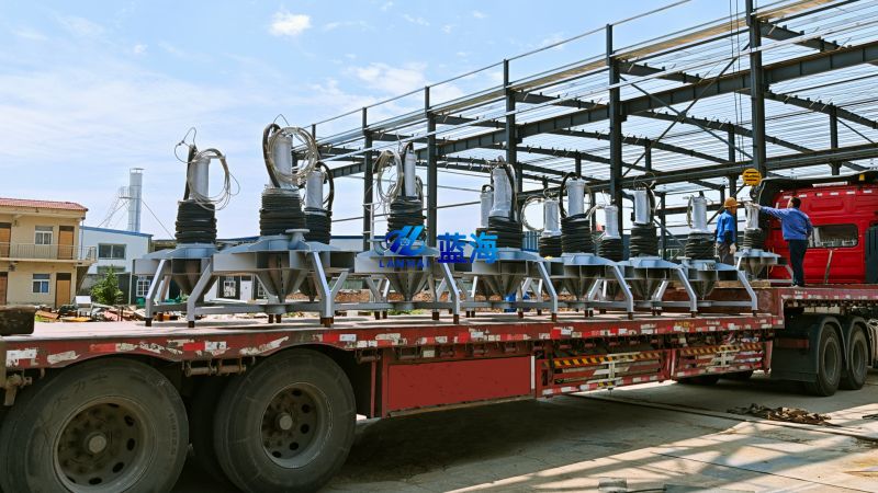 14臺(tái)3kw潛水?dāng)嚢杵貧庖惑w機(jī)發(fā)往唐山，助力氧化渠改造